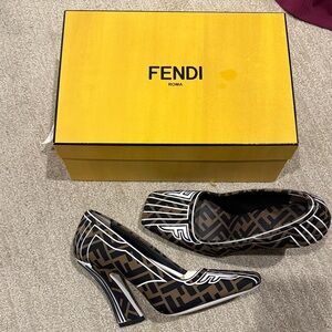 Fendi Women's Geometric Brown and Black Heels